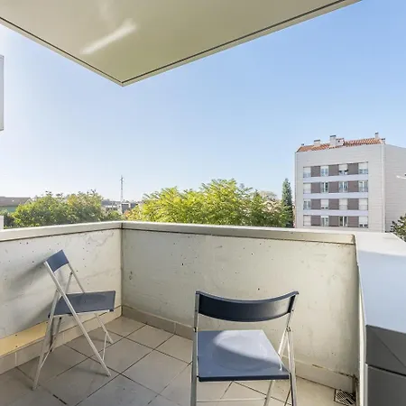 Guestready - Cosy With Balcony