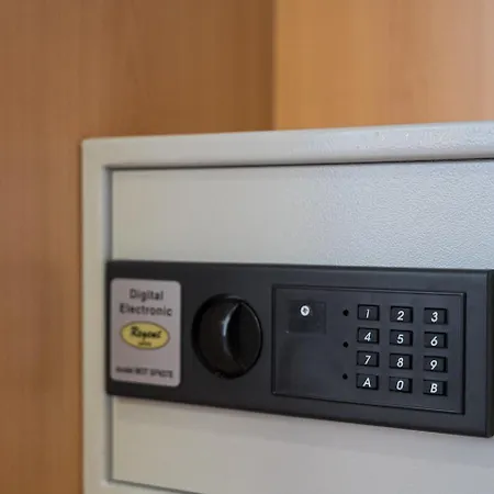 아파트 Guestready - Cosy With Balcony 아베이루